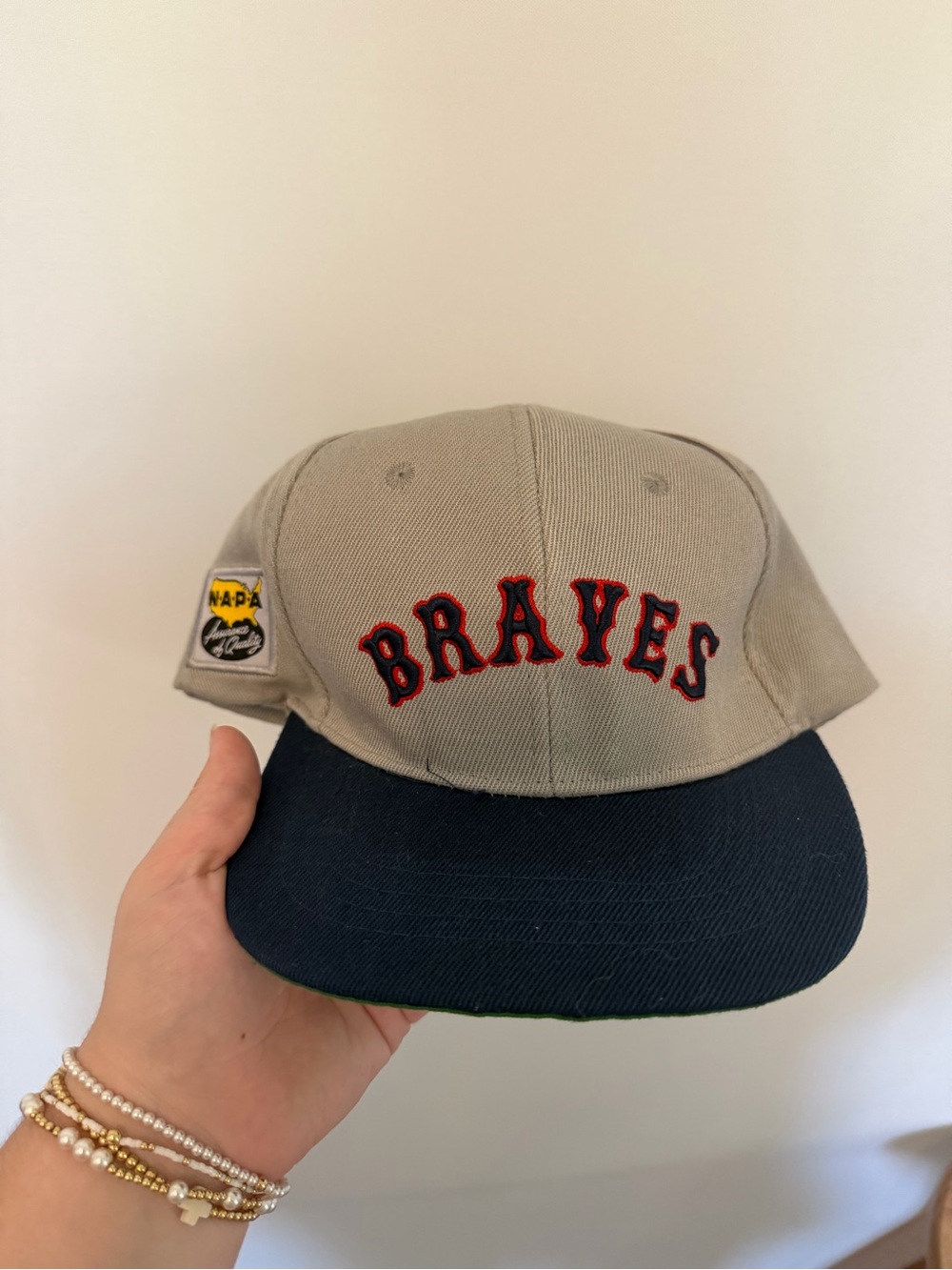 NAPA Auto Parts Atlanta Braves NAPA Auto Parts embroidered snapback cap (gray/na